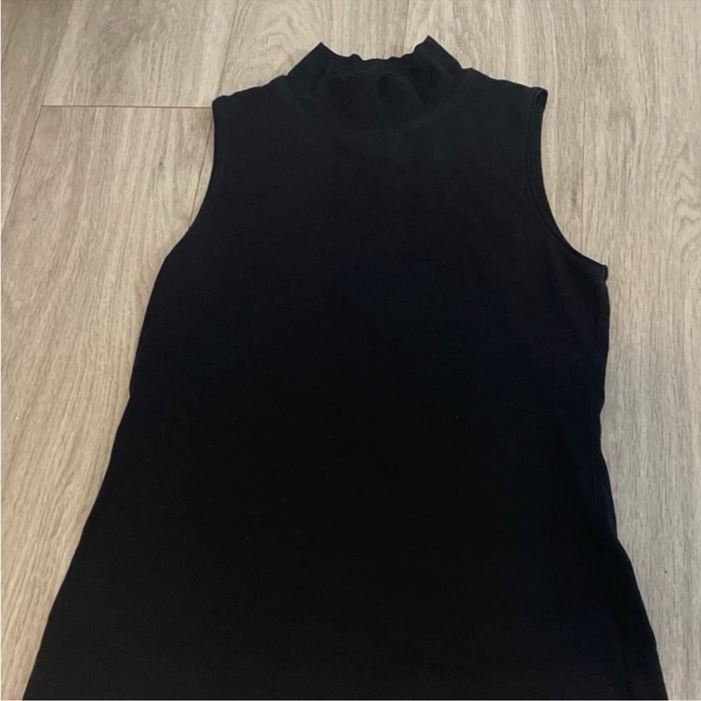 Athleta Black mock neck tank
